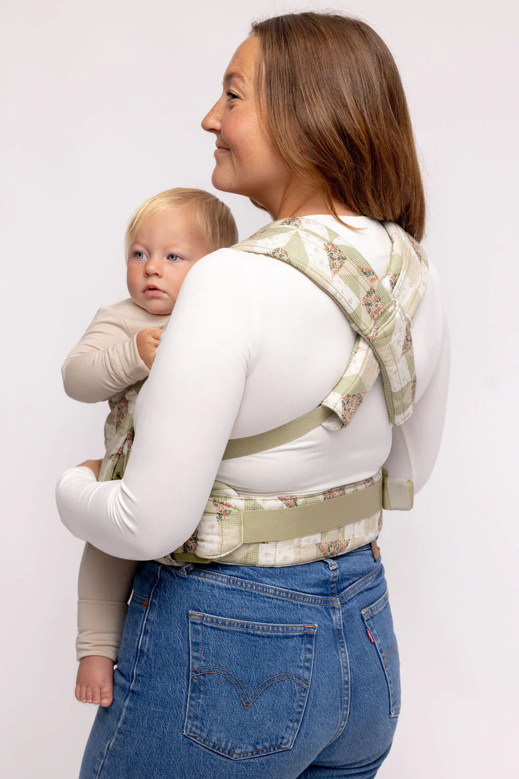 Bee - Aerial Carrier